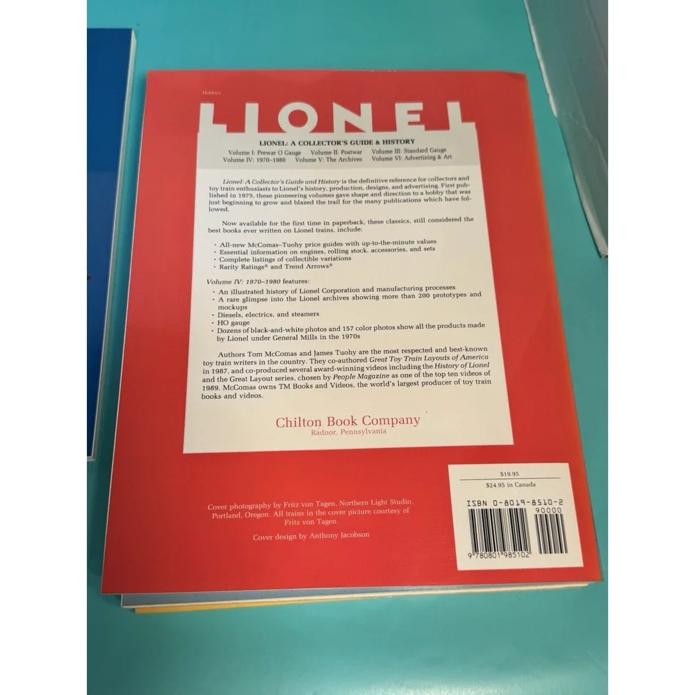 Lionel: A Collectors Guide & History by McCombs/Tuohy‎ Boxed Set Chilton